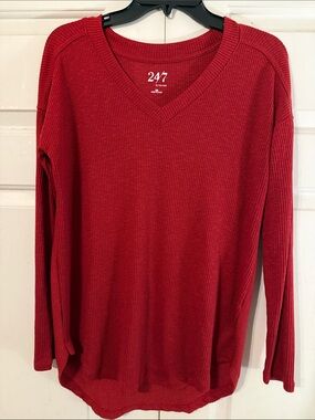Maurices Red Ribbed V-Neck Long Sleeve Top